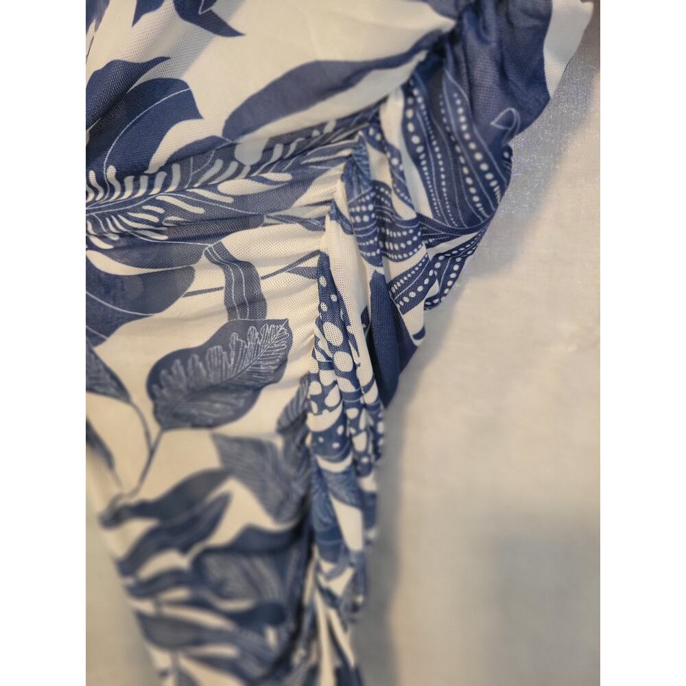 Cable & Gauge L Blue White Ruched Short Sleeve Floral Top Career Vacation Travel - Picture 4 of 6